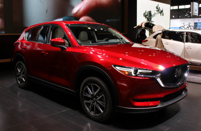 2017 Mazda CX-5 Chicago Auto Show right side profile