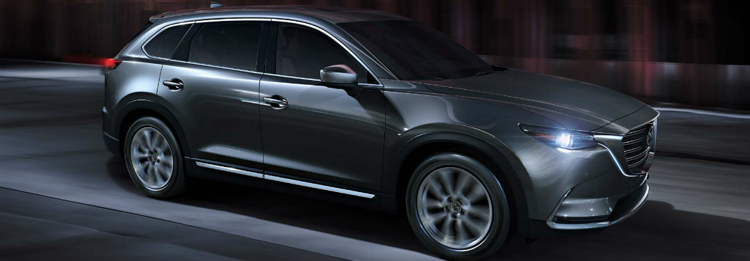 2018-Mazda-CX-9-driving-at-night-with-headlights-on