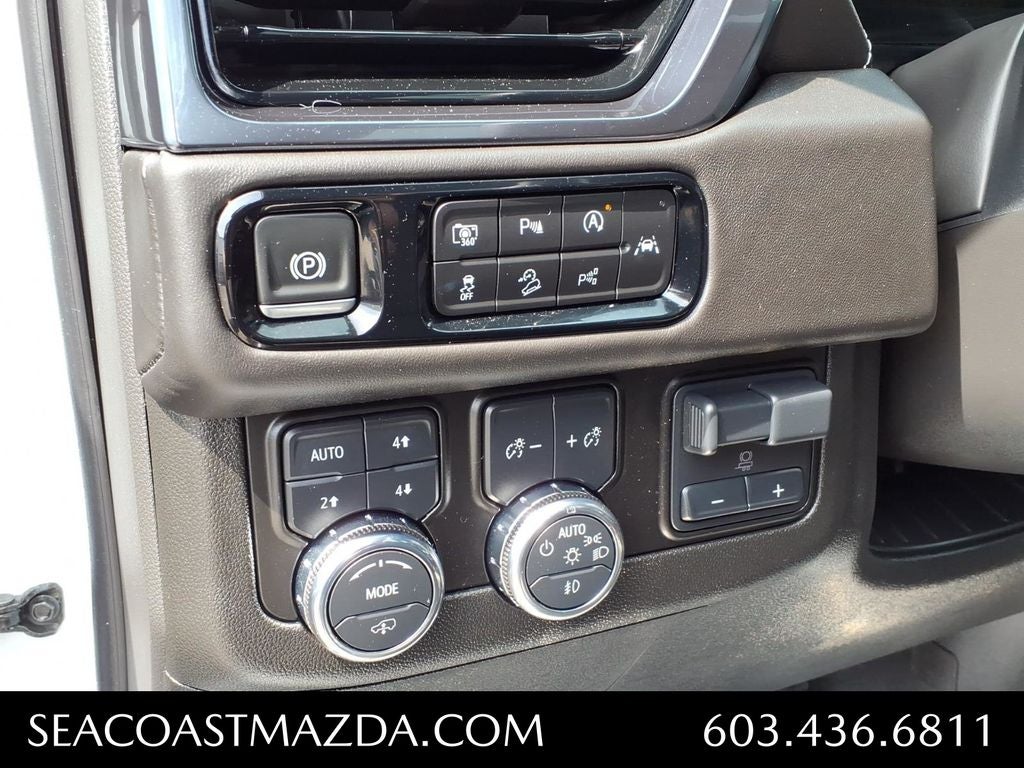 2025 GMC Yukon XL AT4 Ultimate