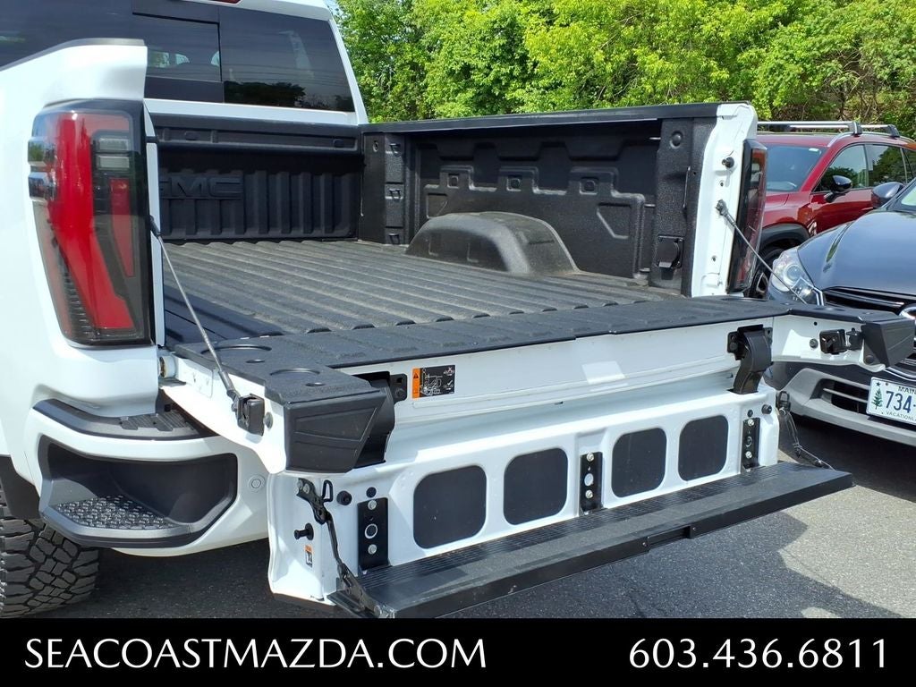 2025 GMC Sierra 2500HD AT4