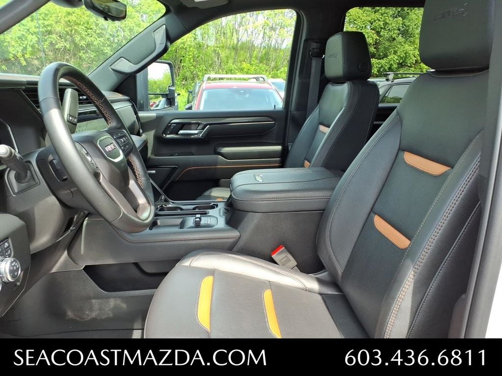 2025 GMC Sierra 2500HD AT4