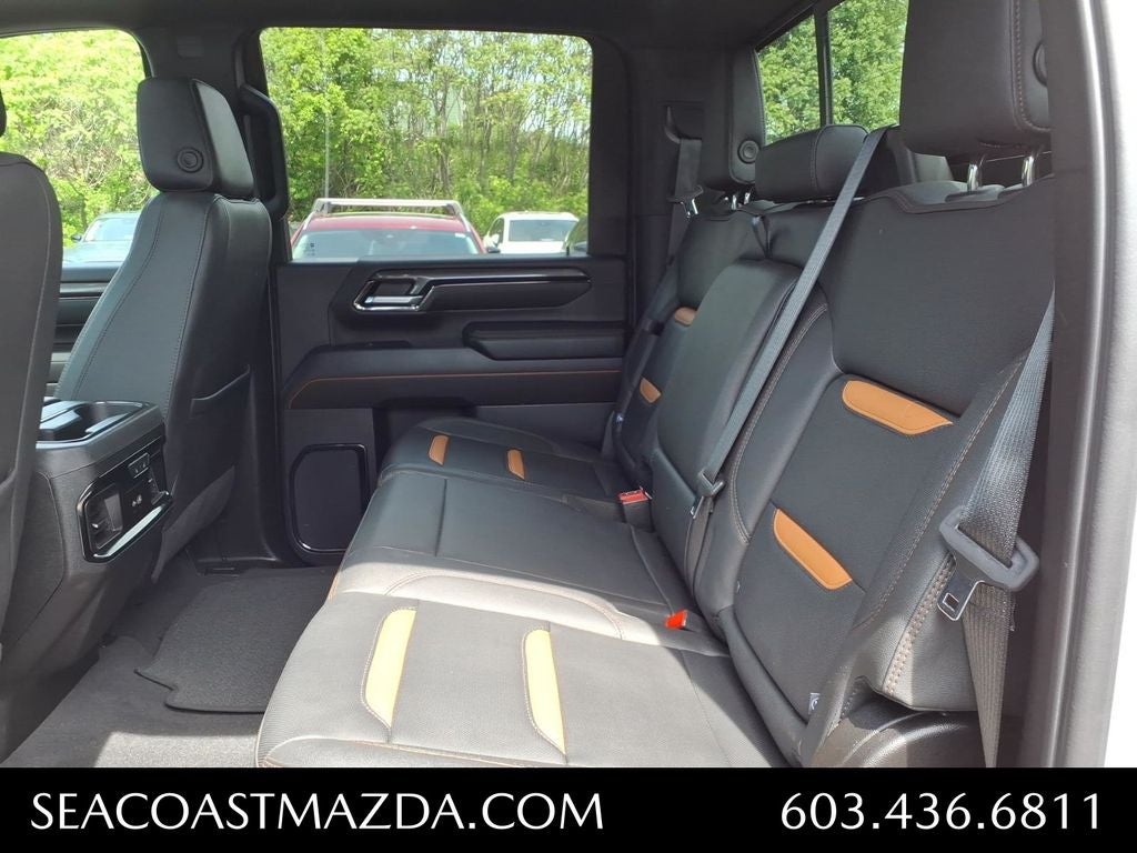 2025 GMC Sierra 2500HD AT4