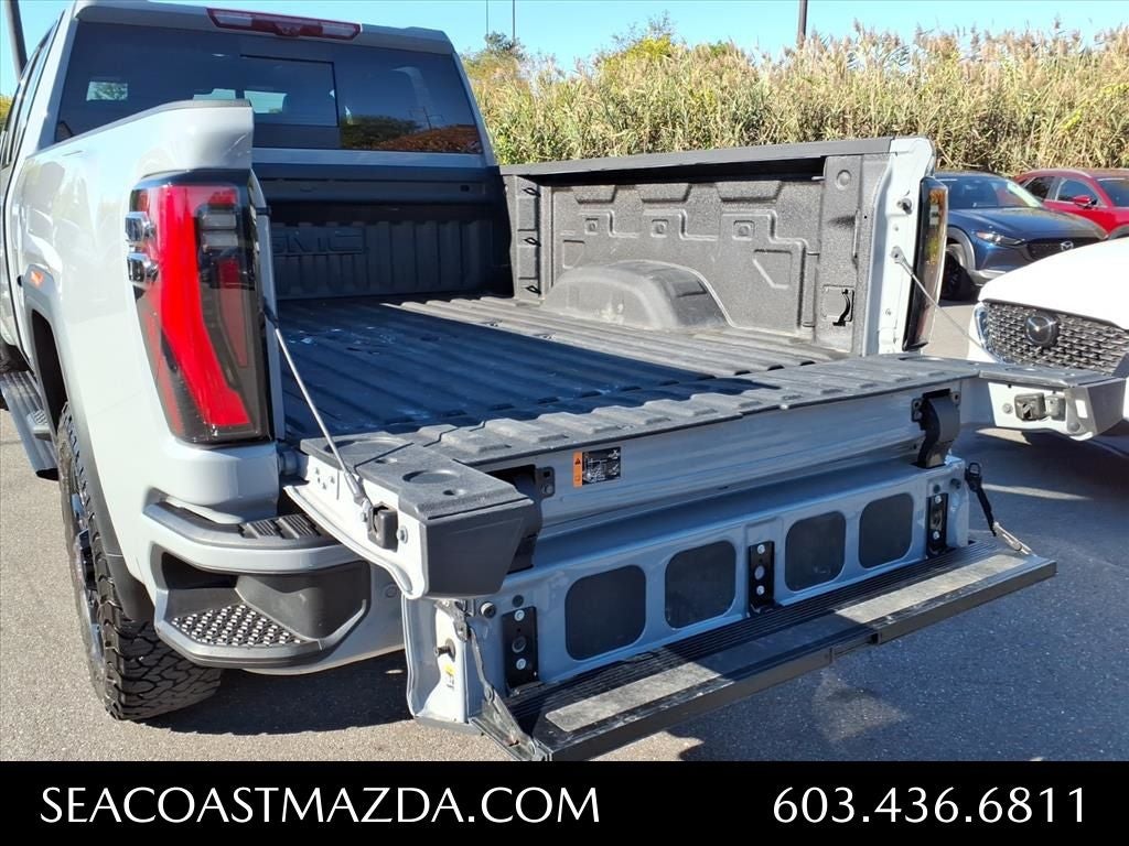 2025 GMC Sierra 2500HD AT4