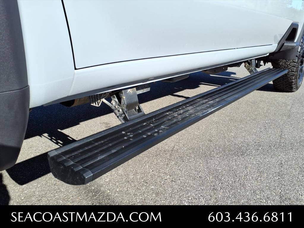 2025 GMC Sierra 2500HD AT4