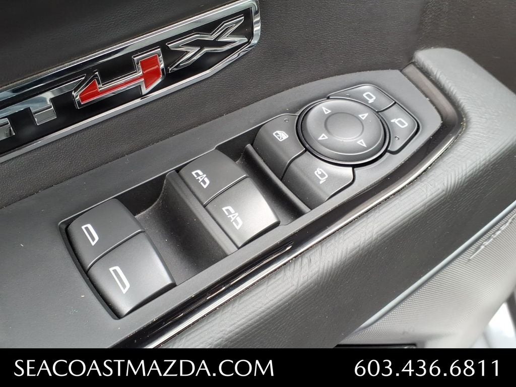 2024 GMC Sierra 1500 AT4X