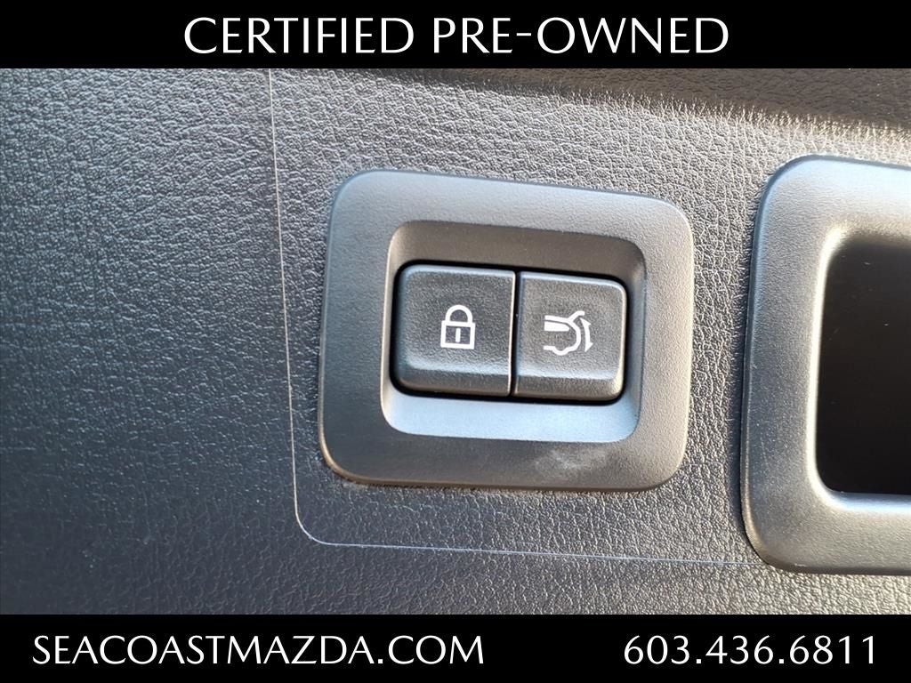 2025 Mazda Mazda CX-50 2.5 S Preferred Package