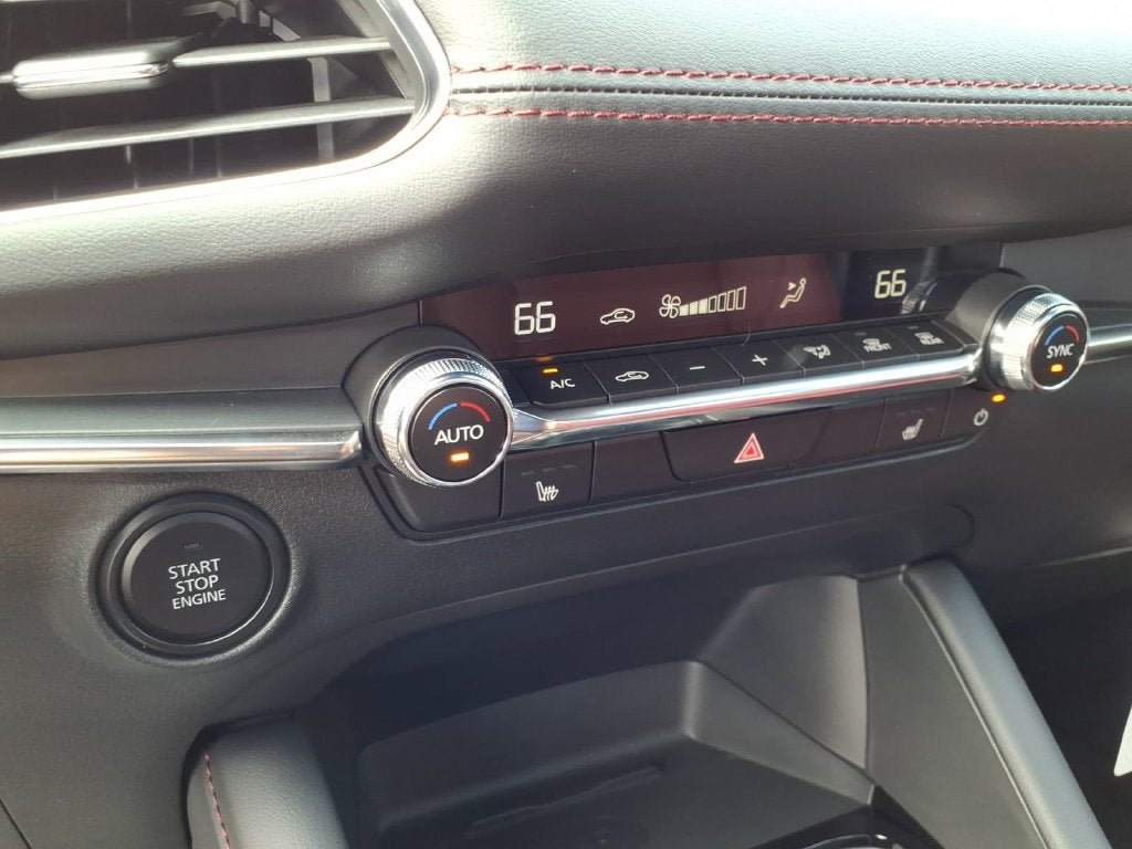 2026 Mazda Mazda3 Hatchback 2.5 S Carbon Edition AWD