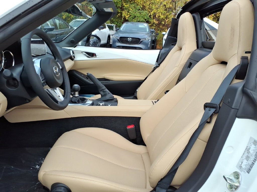 2026 Mazda Mazda MX-5 Miata RF Grand Touring